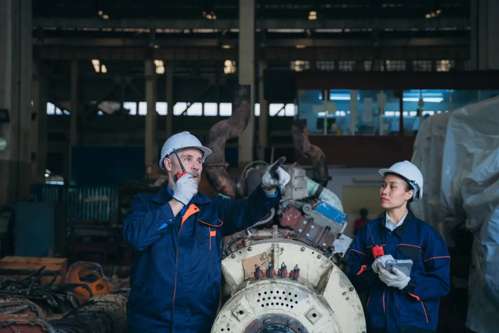team-engineers-are-on-duty-and-talking-looking-at-2026-01-08-07-49-26-utc-697cf9a2d5f96